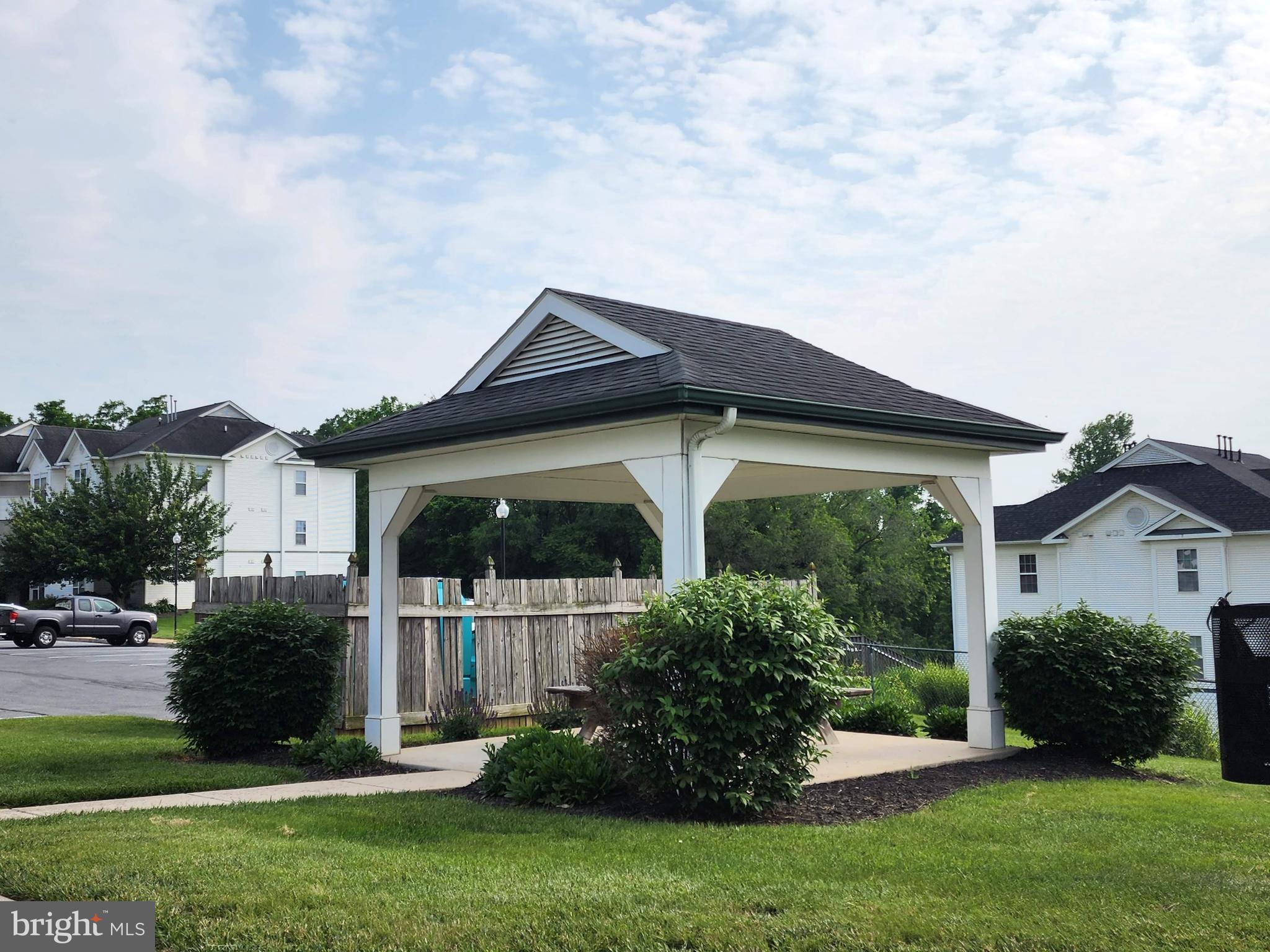 POTOMAC RIDGE - Residential Lease