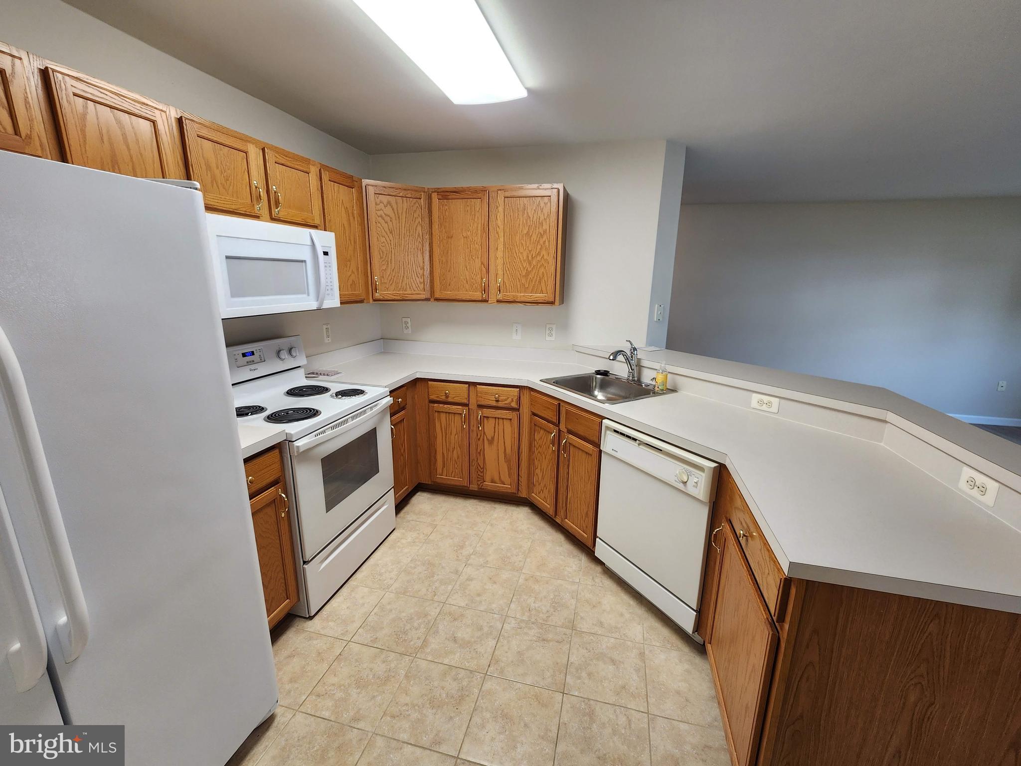 POTOMAC RIDGE - Residential Lease