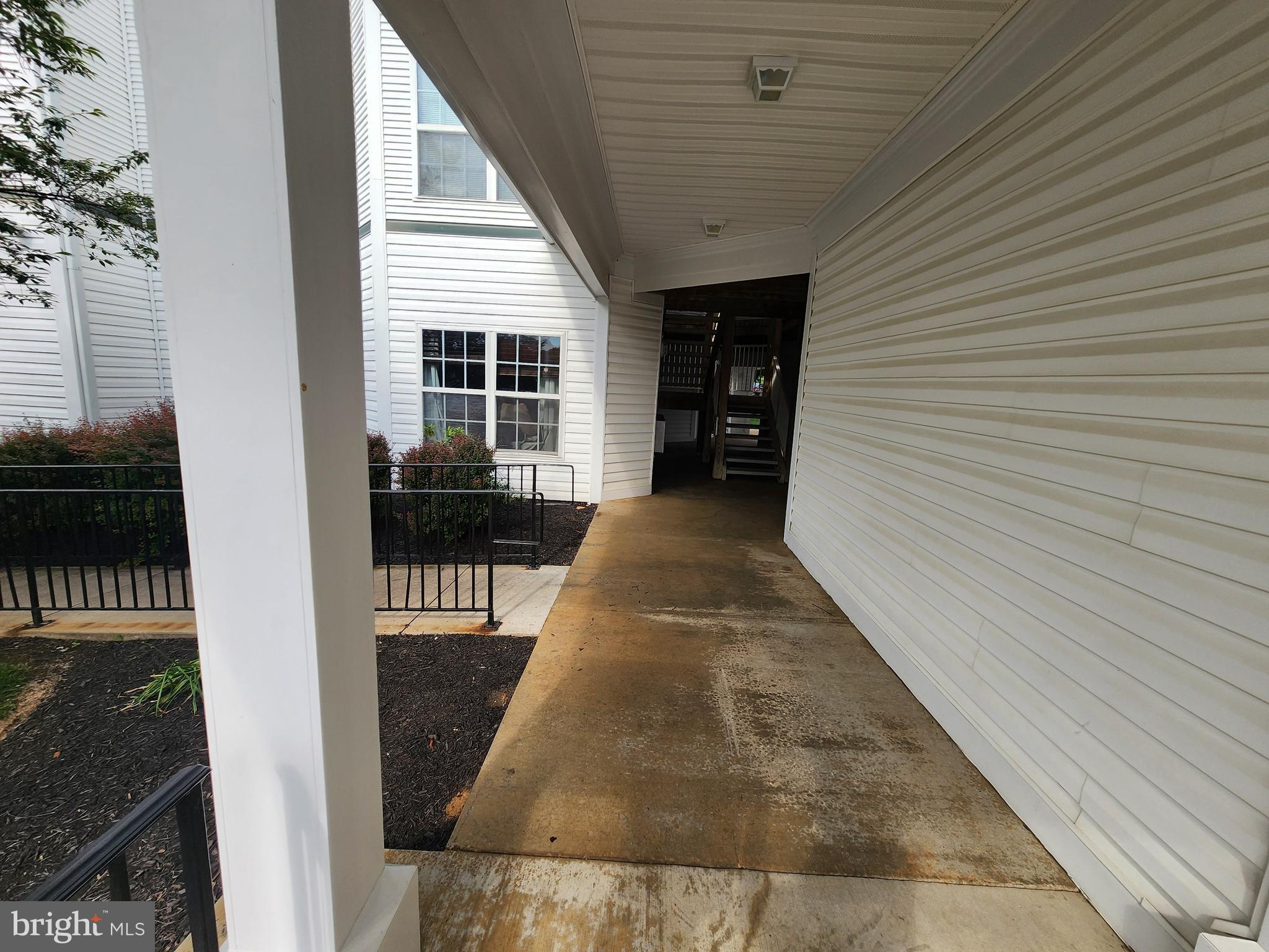 POTOMAC RIDGE - Residential Lease