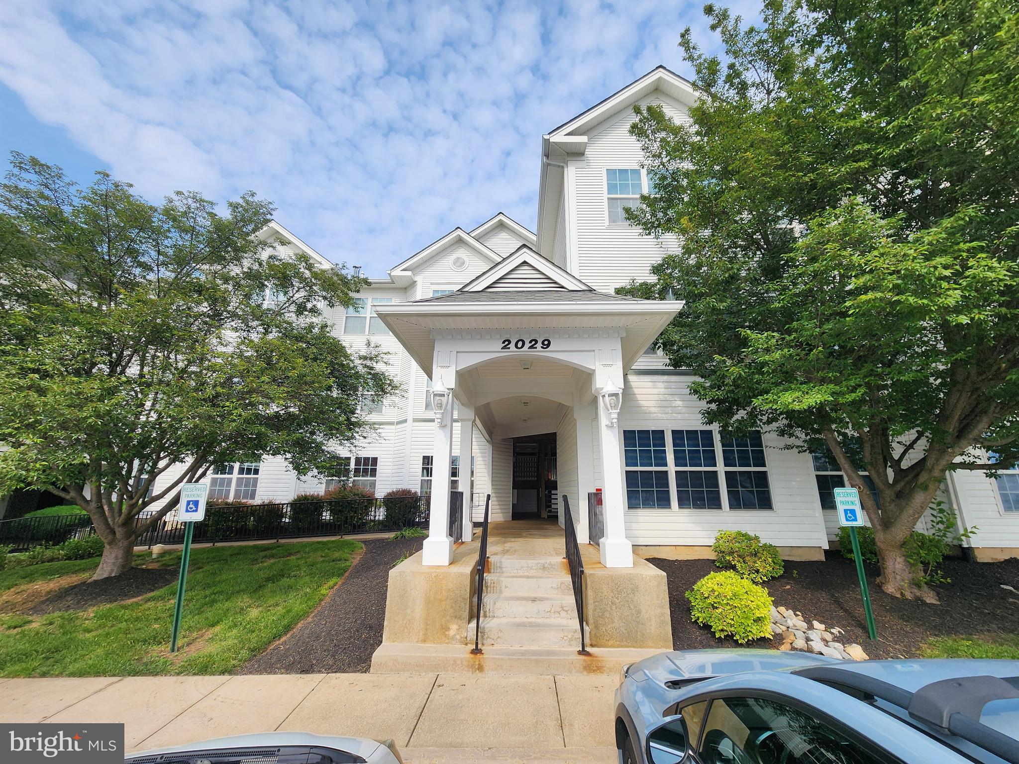 POTOMAC RIDGE - Residential Lease