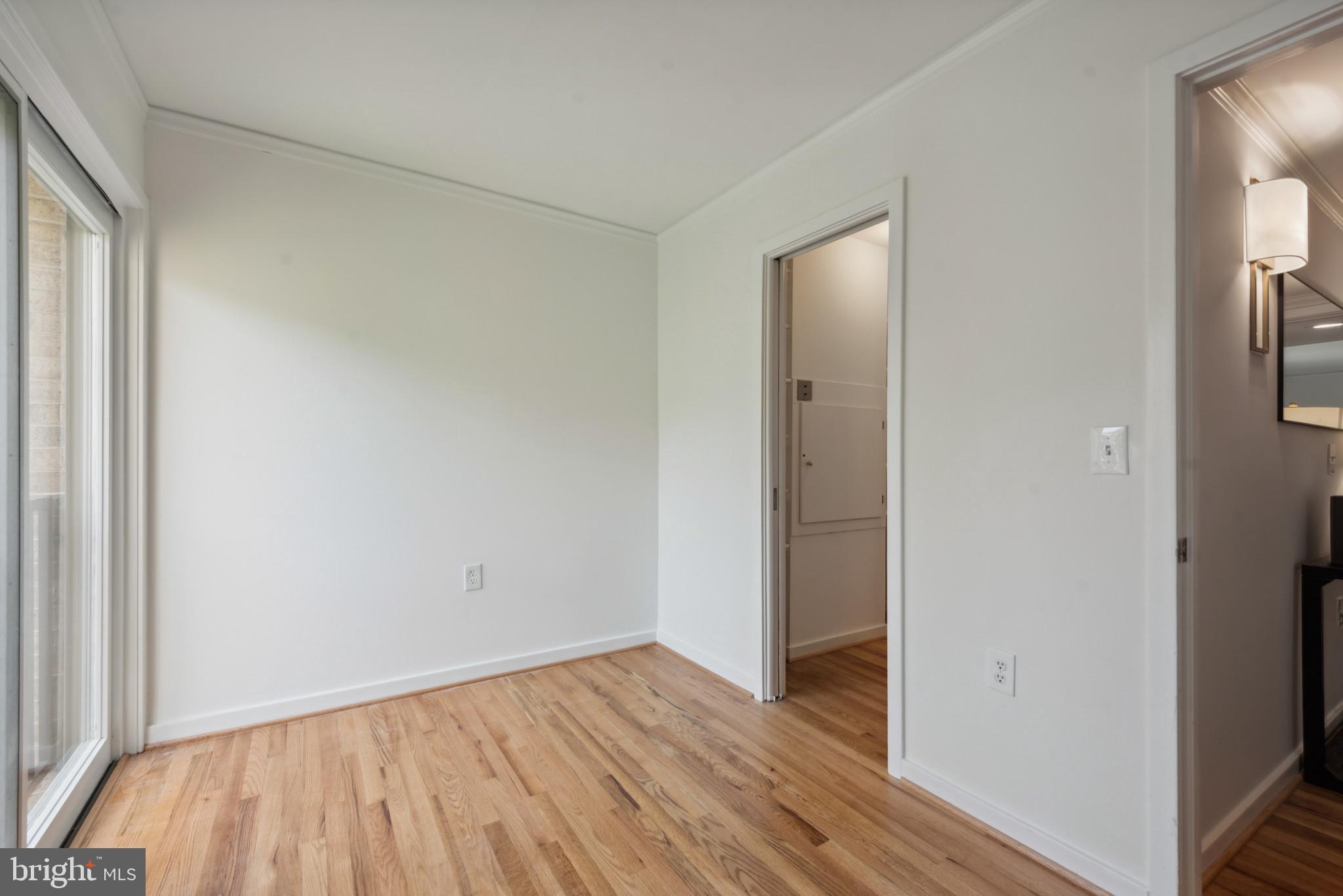 CROSS KEYS - Residential