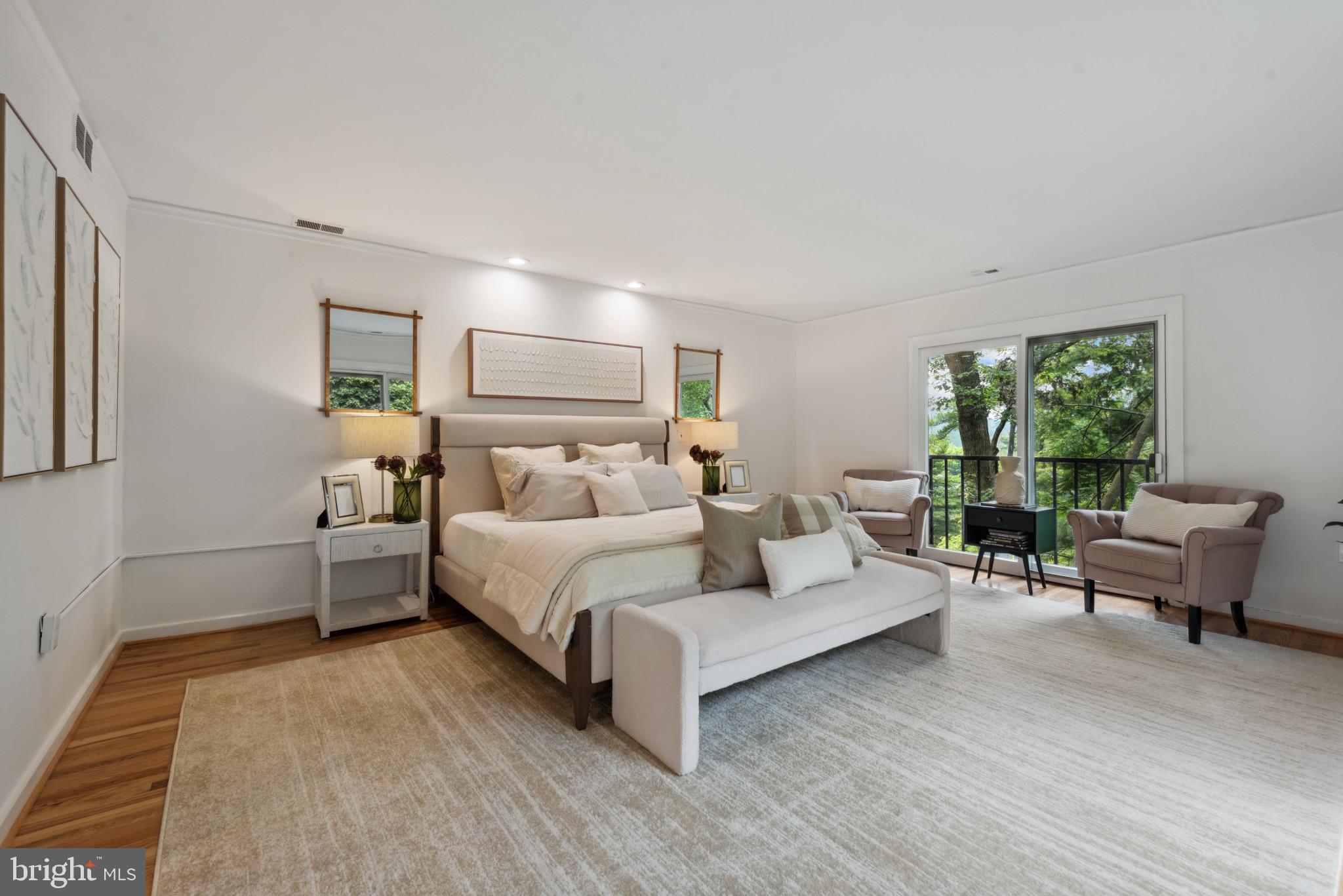 CROSS KEYS - Residential