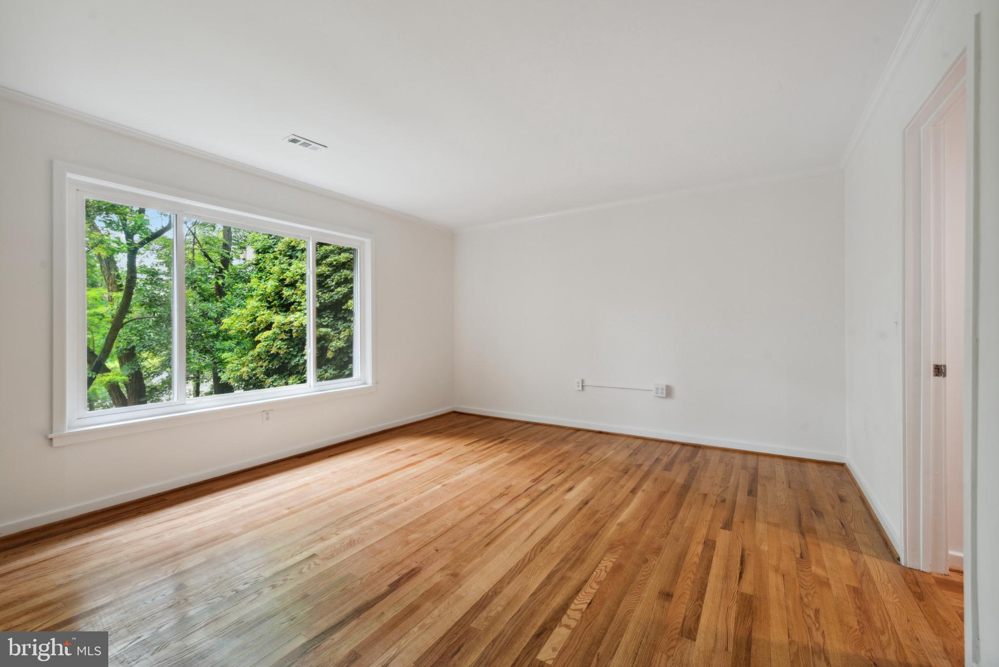 CROSS KEYS - Residential