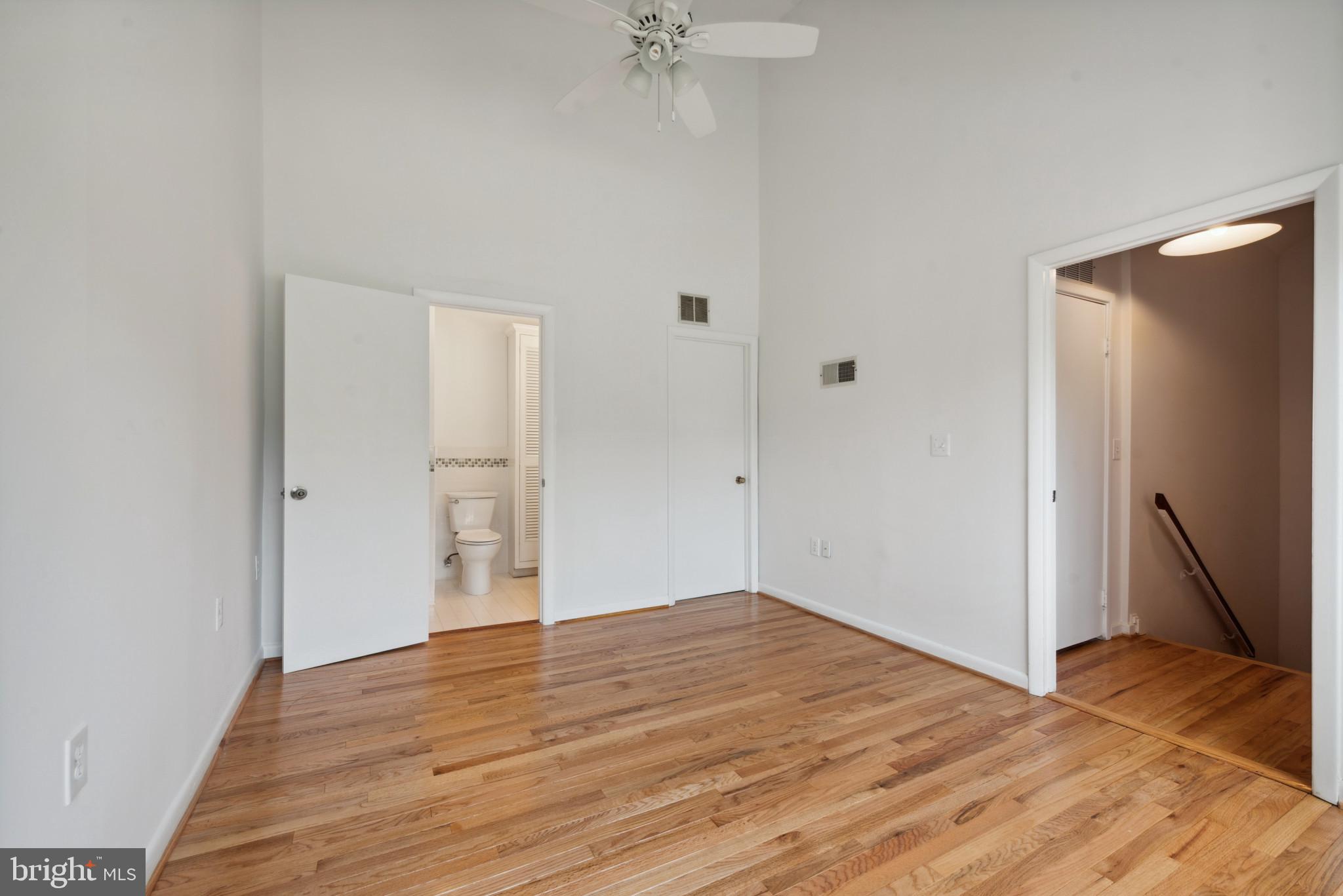 CROSS KEYS - Residential