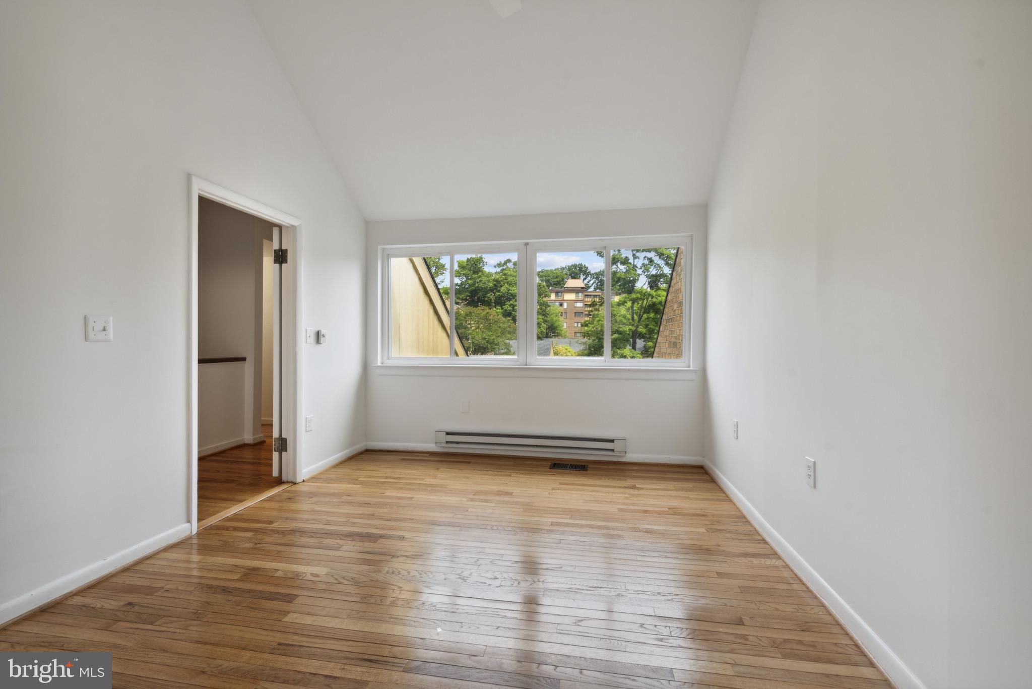 CROSS KEYS - Residential