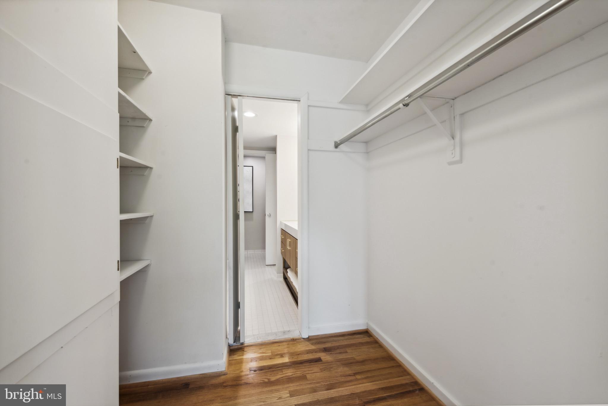 CROSS KEYS - Residential