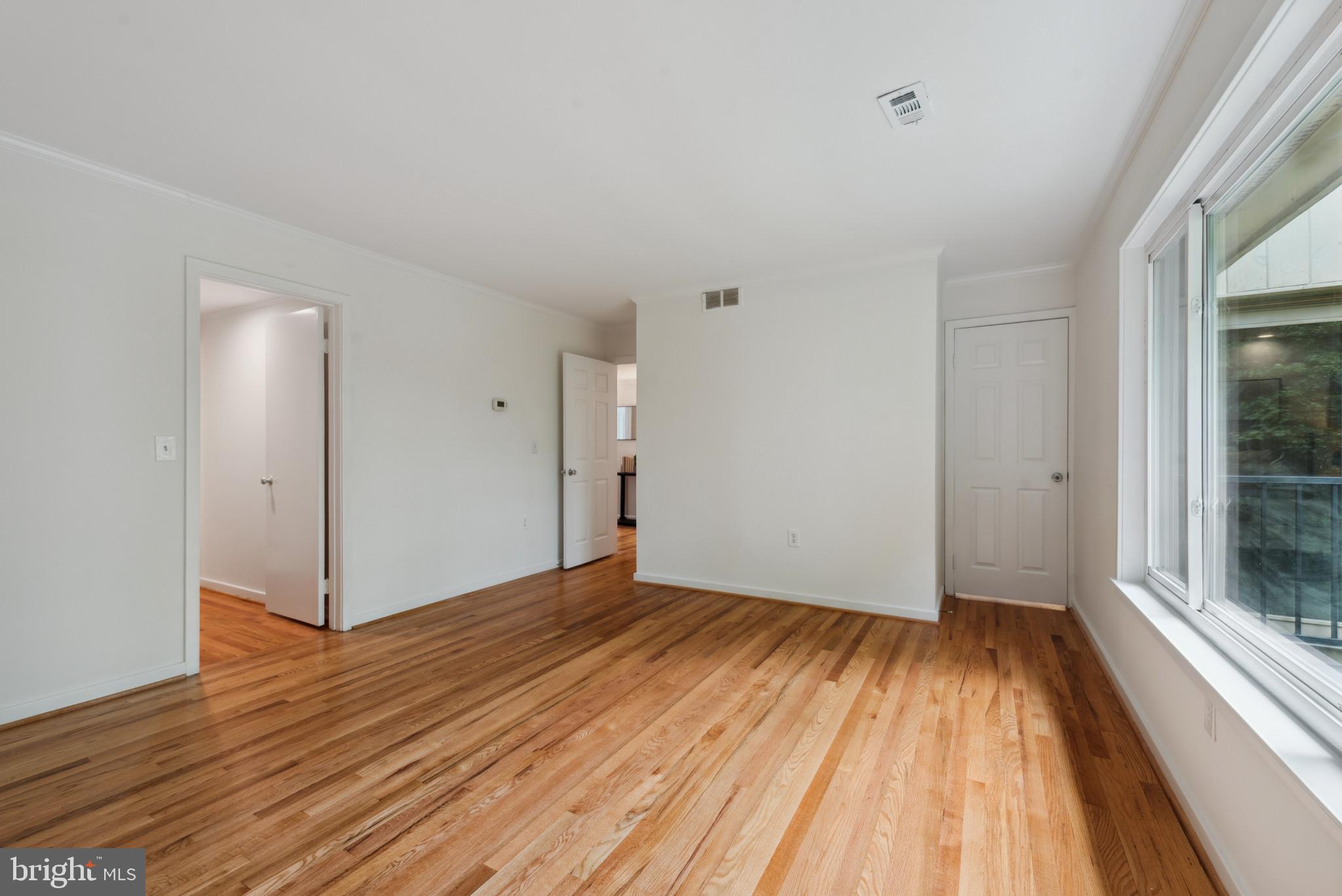 CROSS KEYS - Residential