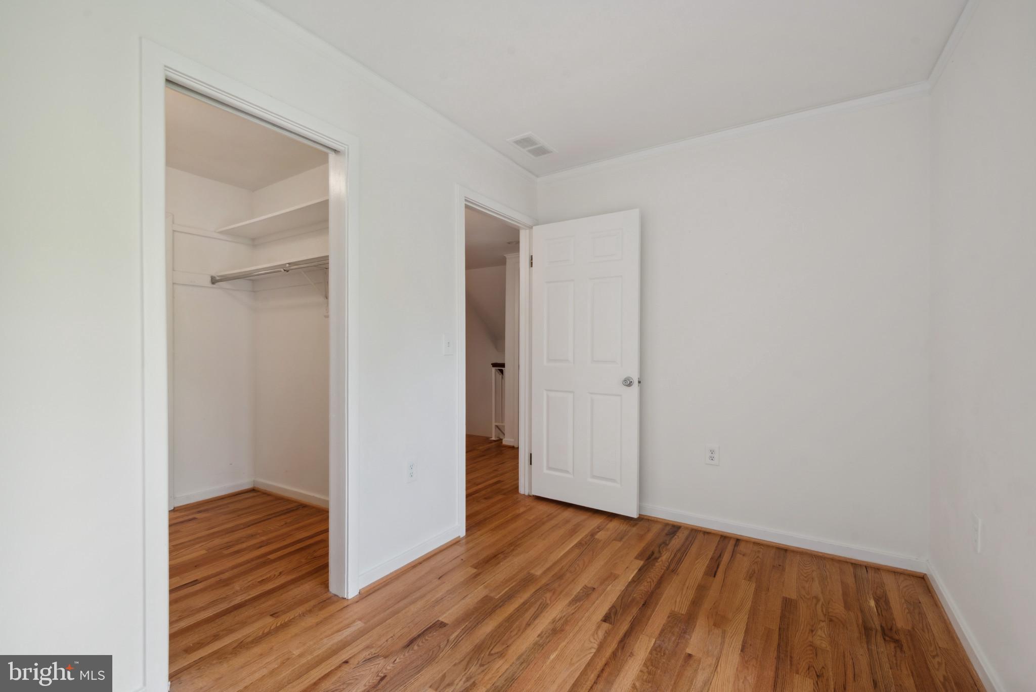 CROSS KEYS - Residential