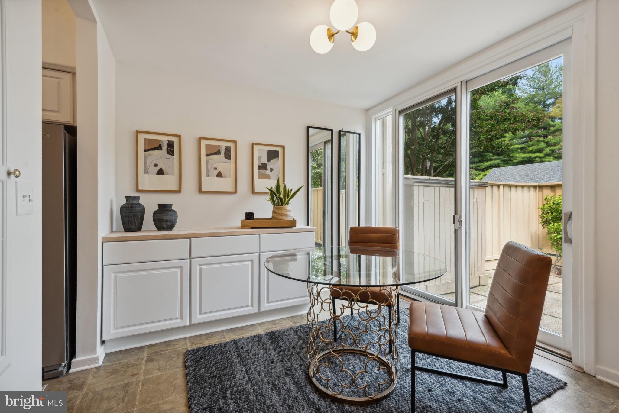 CROSS KEYS - Residential