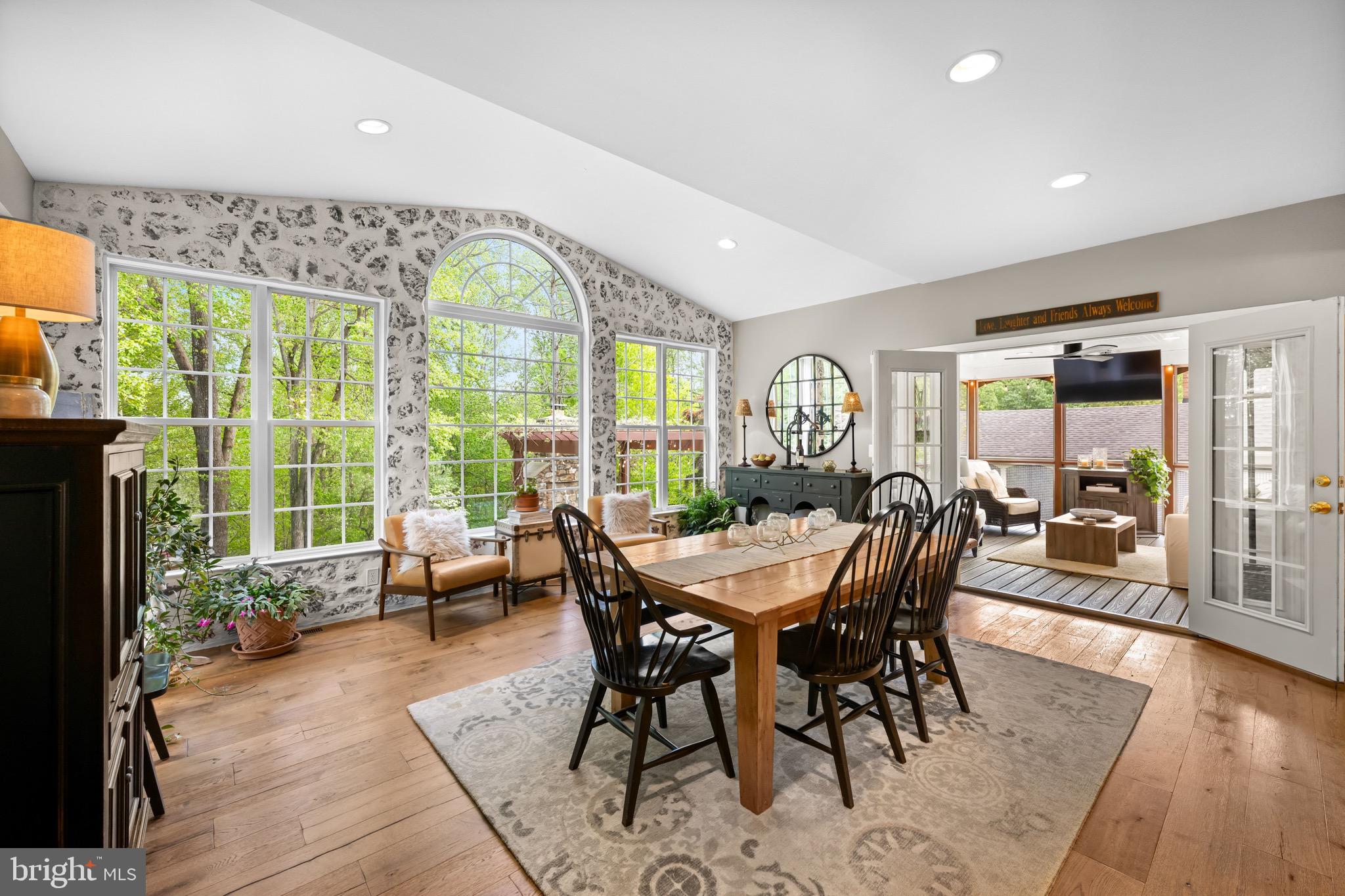 KINGSVIEW RIDGE - Residential