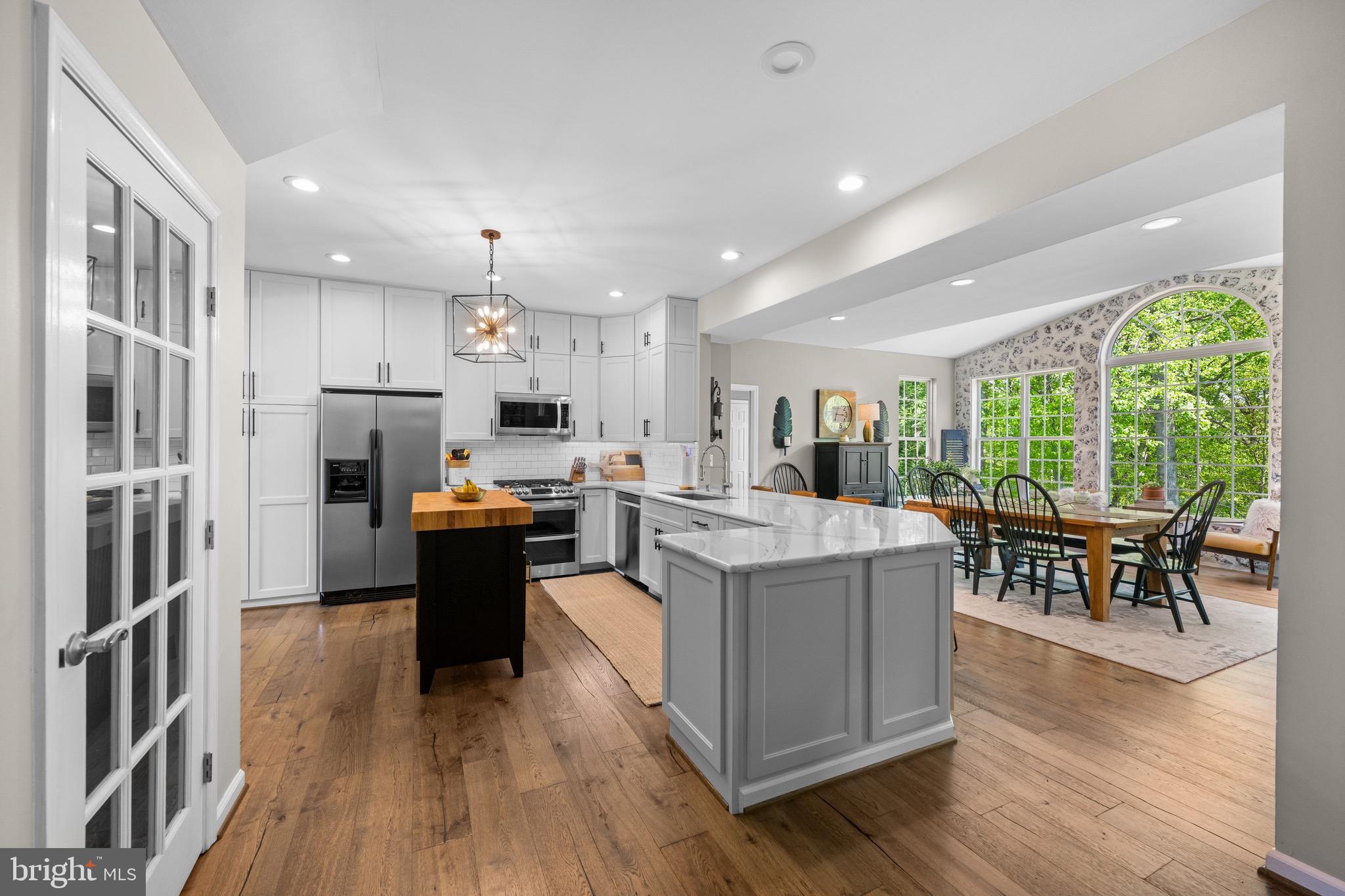 KINGSVIEW RIDGE - Residential