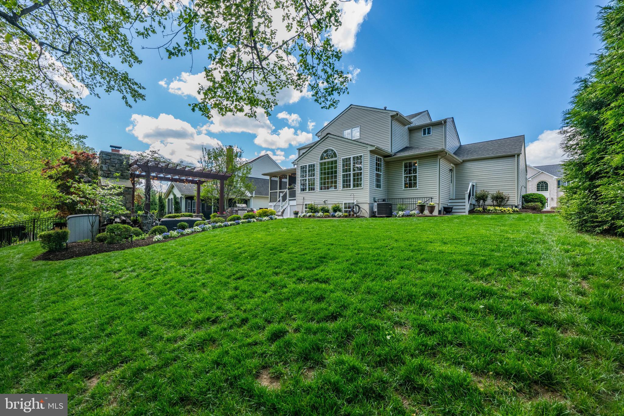 KINGSVIEW RIDGE - Residential