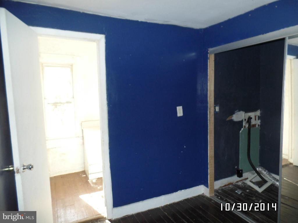 MILL HILL - Residential