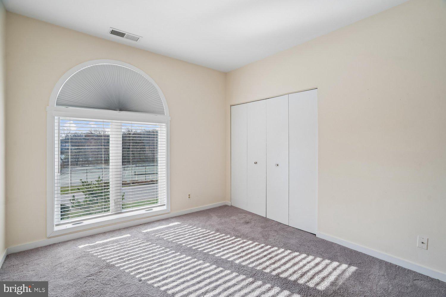 CHESAPEAKE HARBOUR - Residential