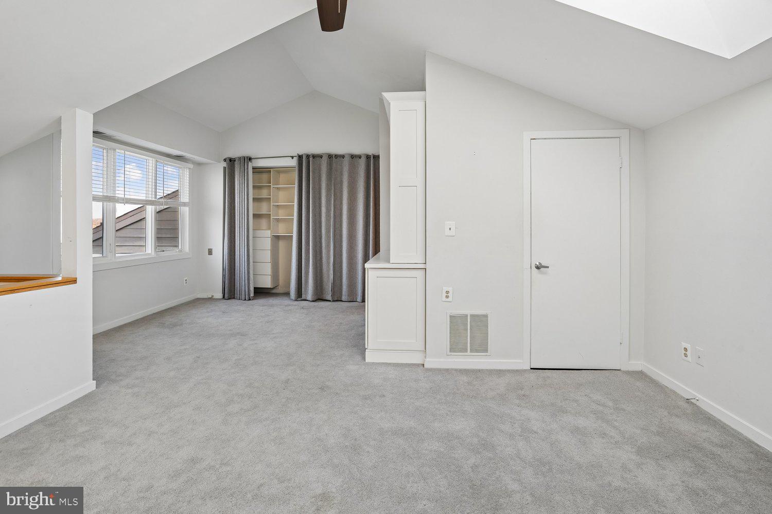 CHESAPEAKE HARBOUR - Residential