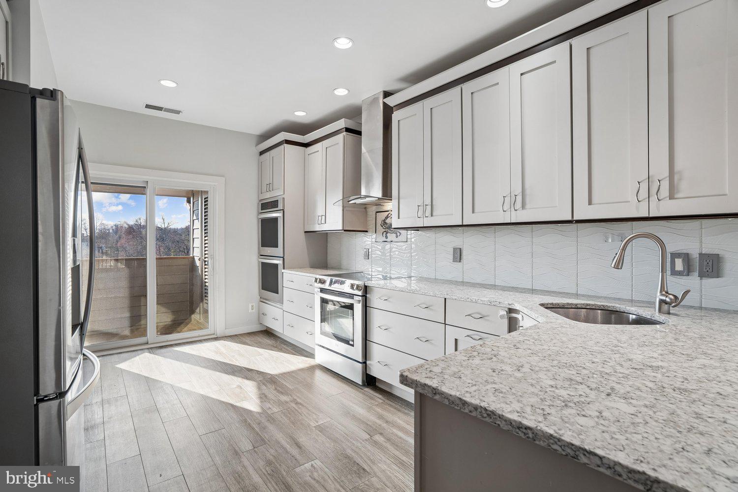 CHESAPEAKE HARBOUR - Residential