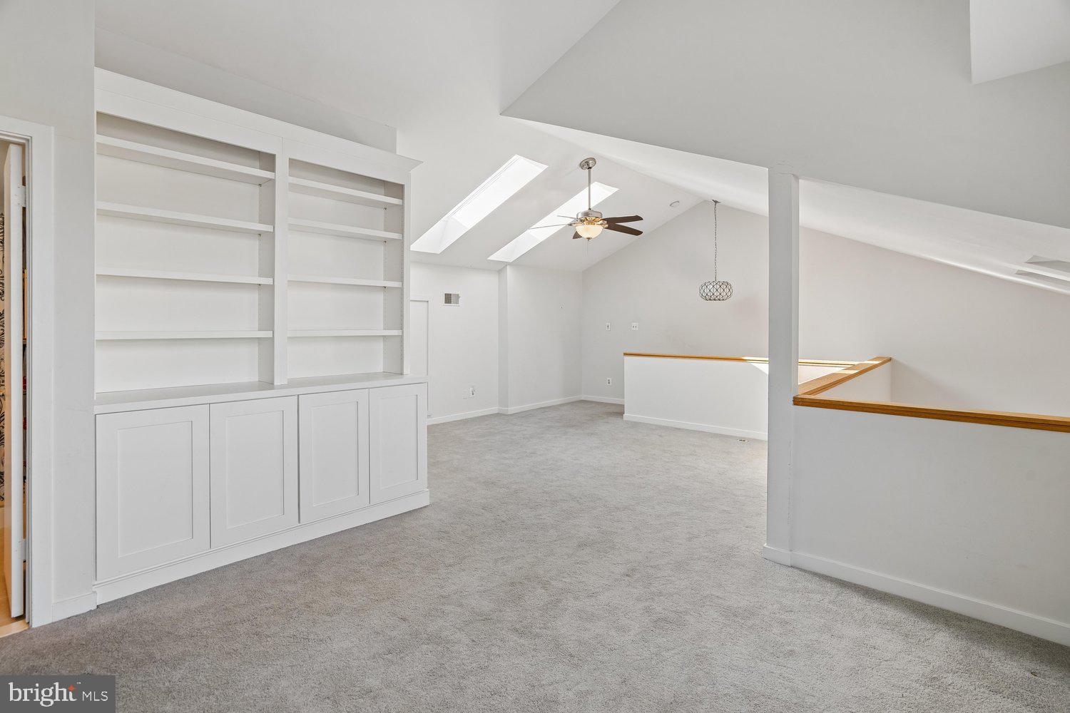 CHESAPEAKE HARBOUR - Residential