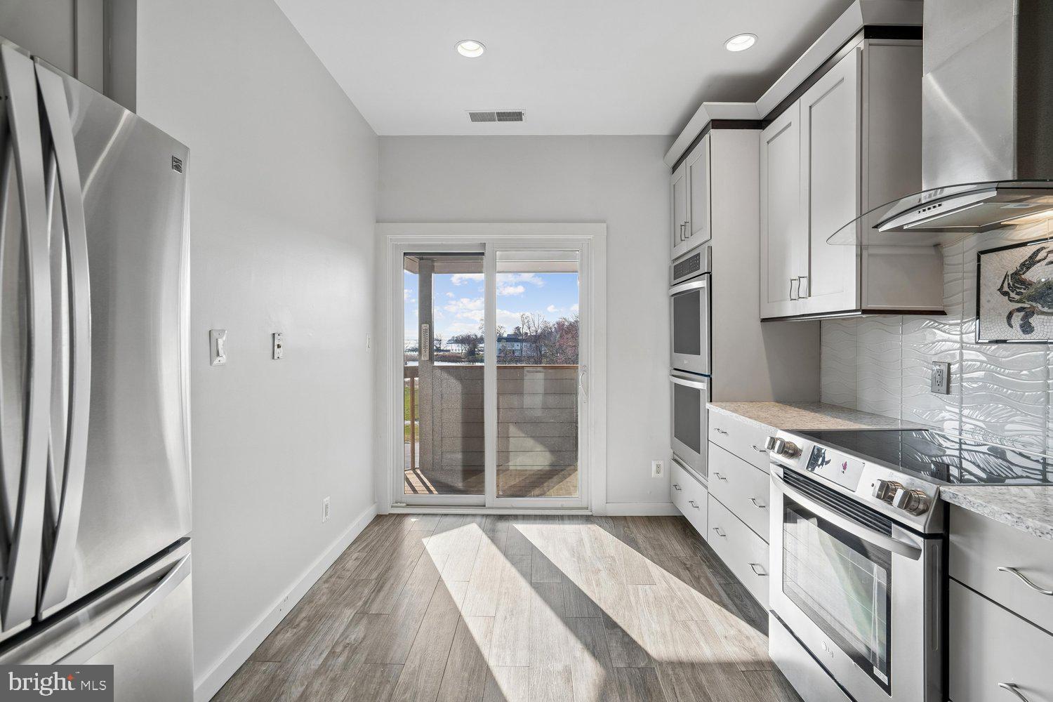 CHESAPEAKE HARBOUR - Residential