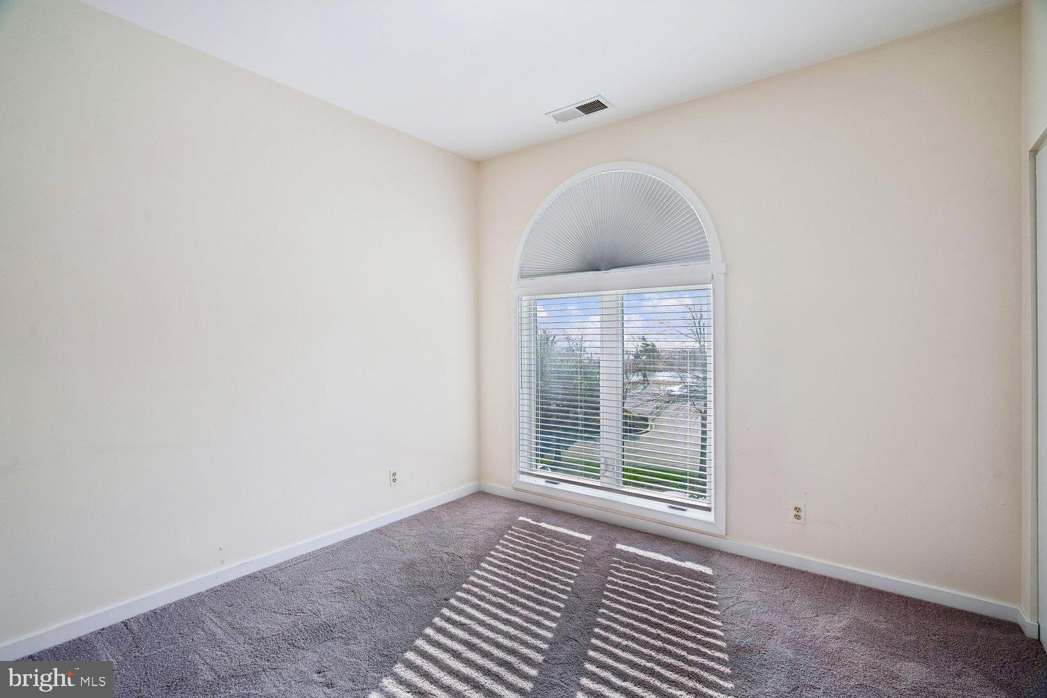 CHESAPEAKE HARBOUR - Residential