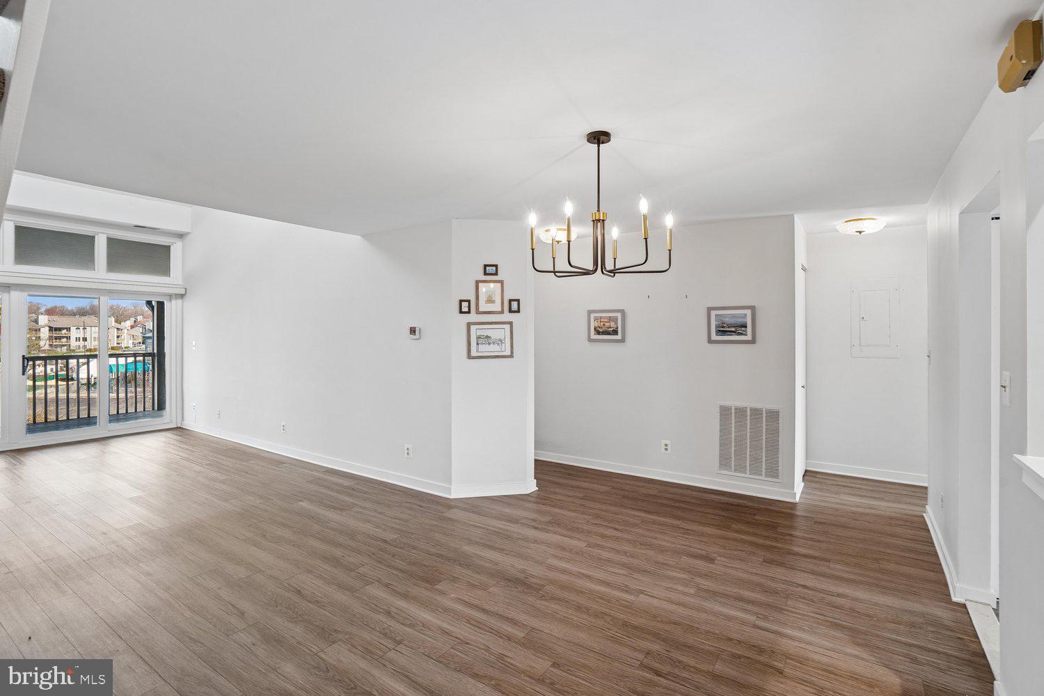 CHESAPEAKE HARBOUR - Residential