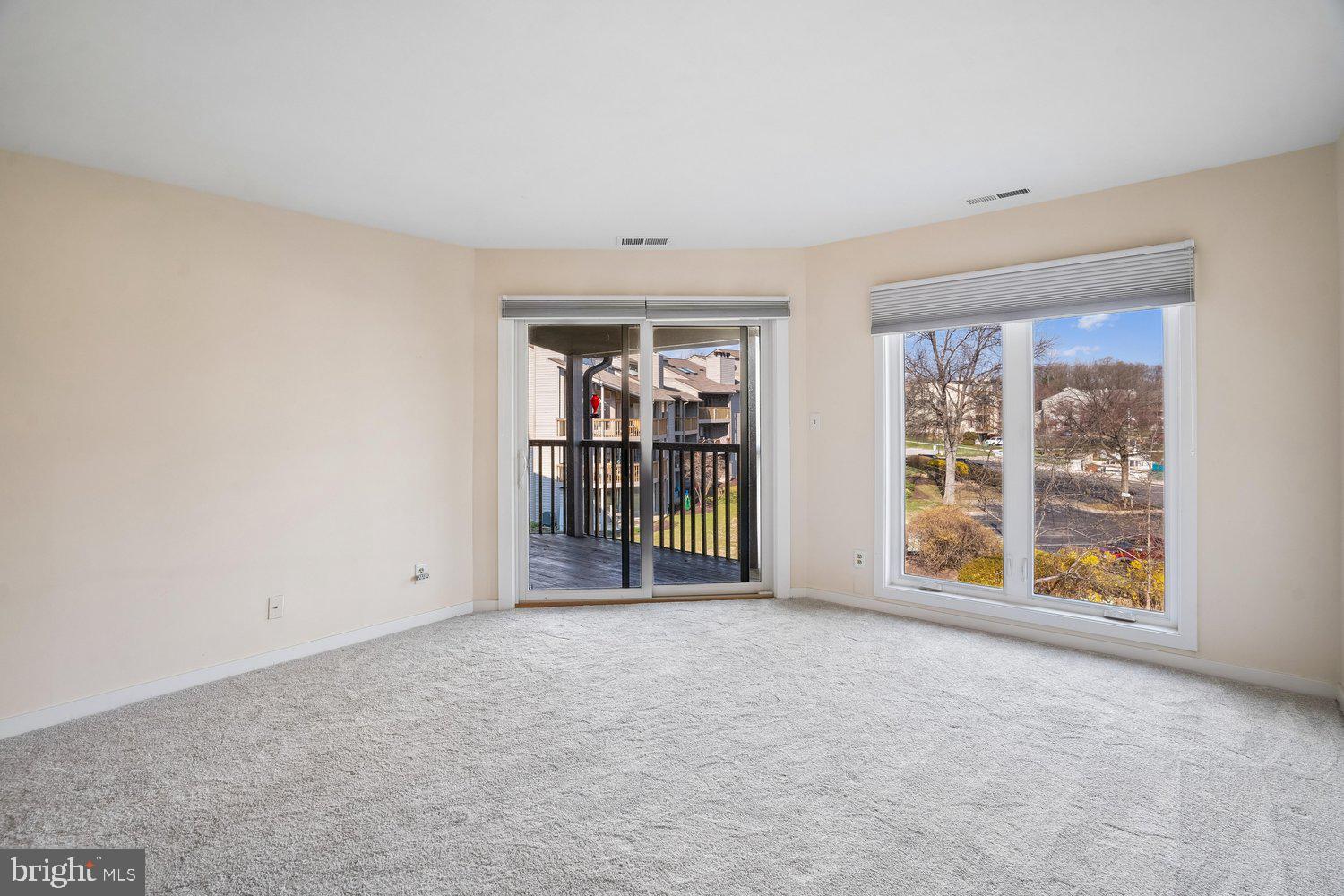 CHESAPEAKE HARBOUR - Residential