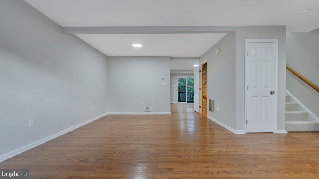 Photo of 14214 Creekbranch Way, GAINESVILLE, VA 20155 (MLS # VAPW2106366)