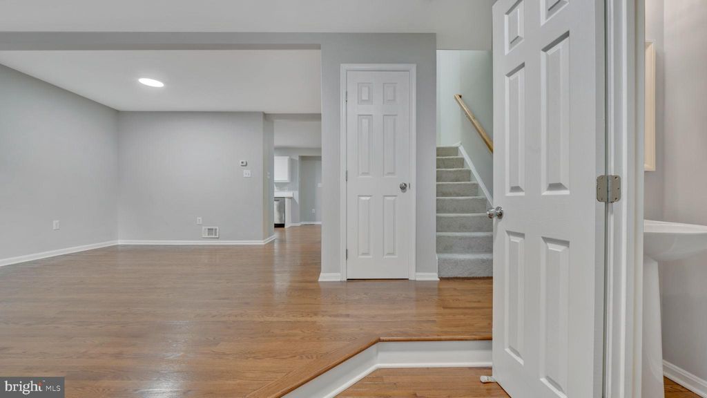 Photo of 14214 Creekbranch Way, GAINESVILLE, VA 20155 (MLS # VAPW2106366)