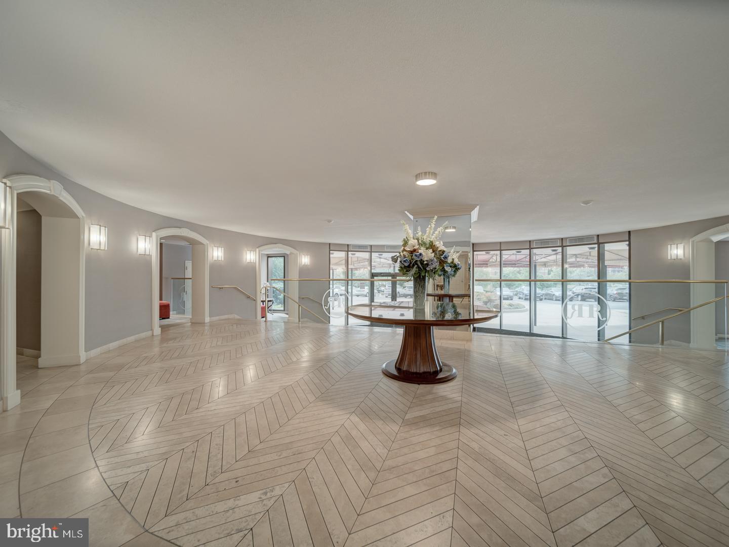 ROTONDA - Residential