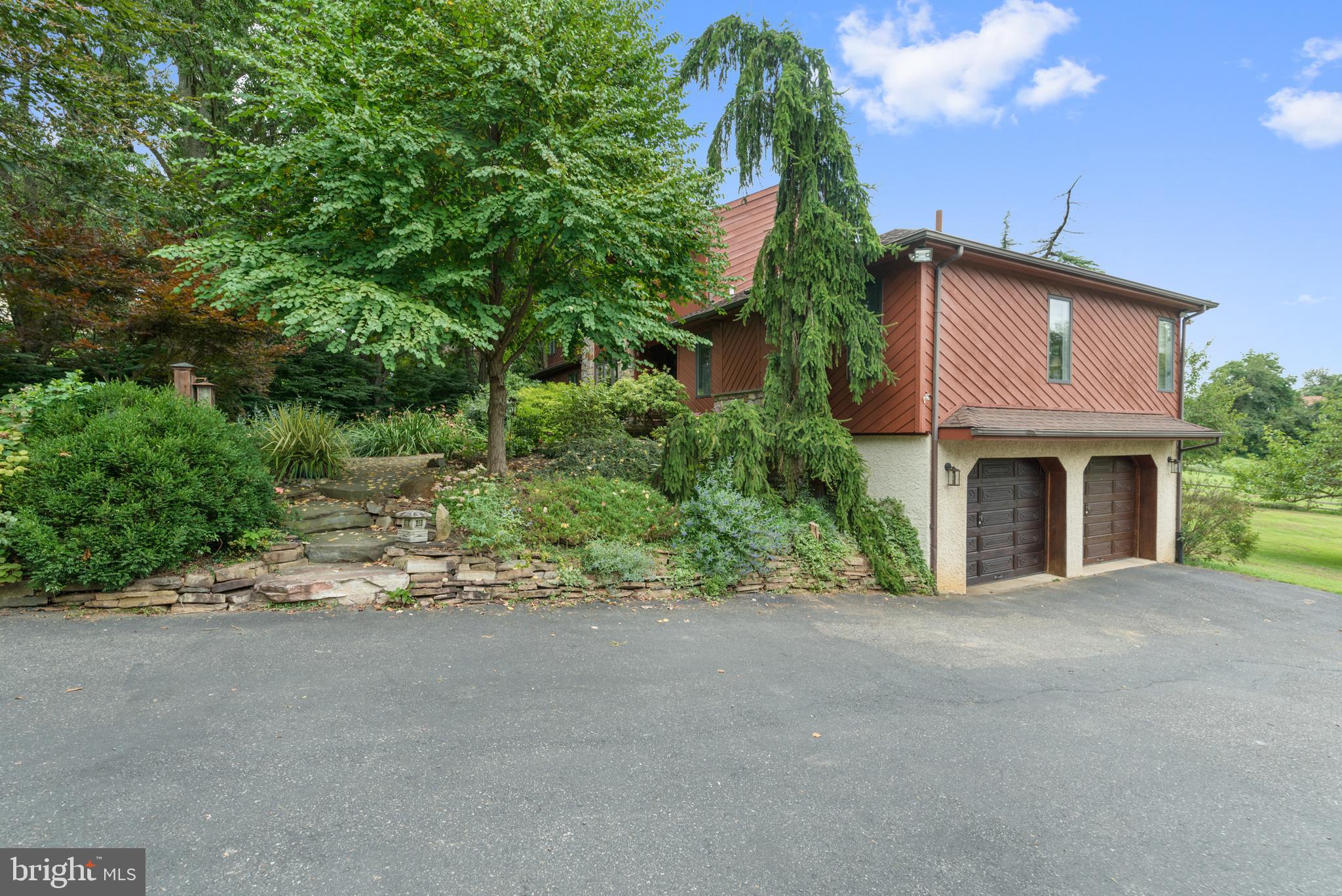 PARK WOODS - Residential