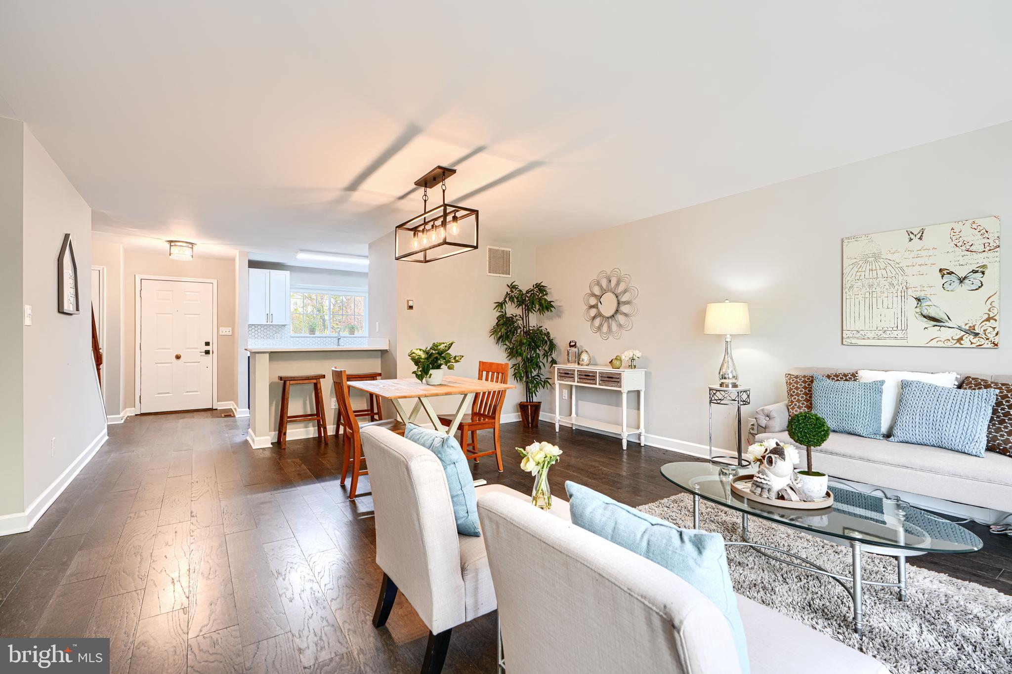 HUNT MEADOW - Residential