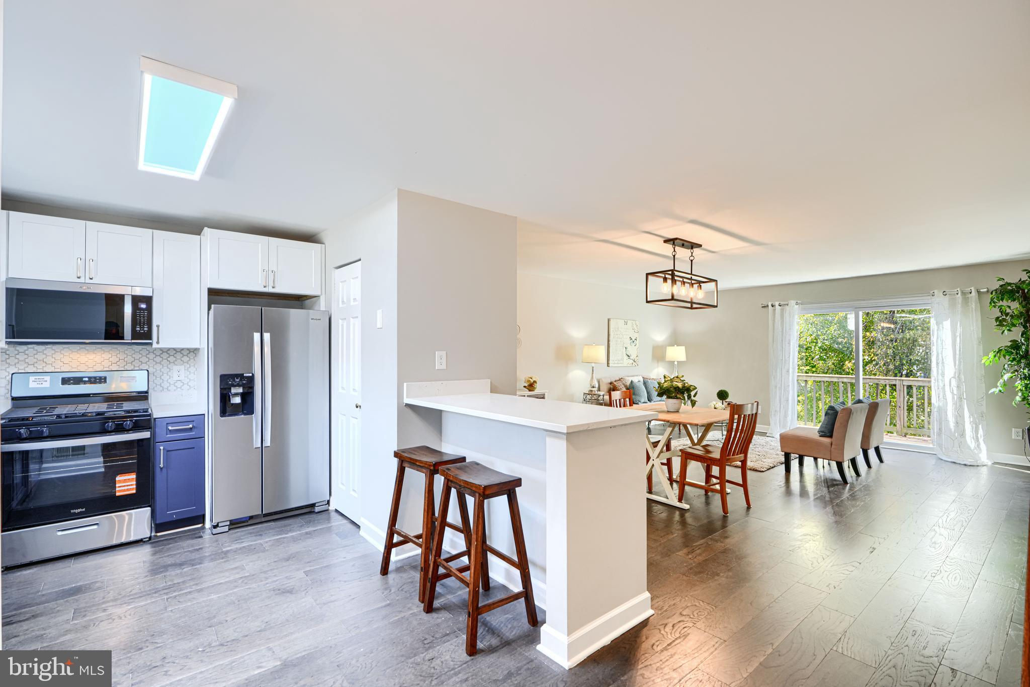 HUNT MEADOW - Residential