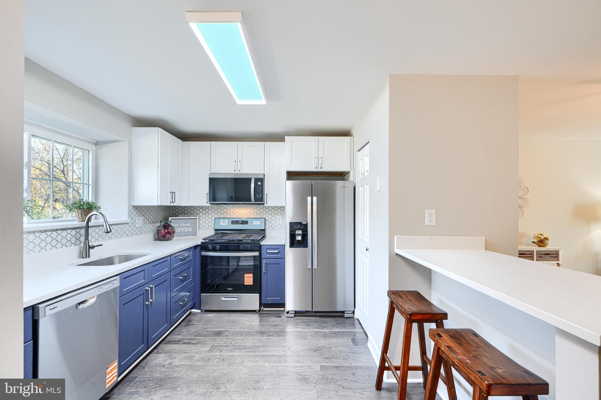 HUNT MEADOW - Residential