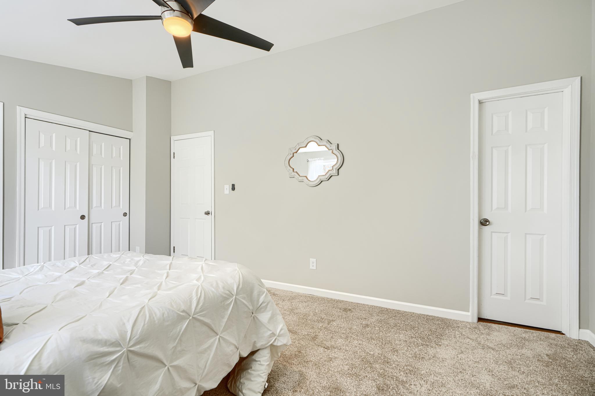 HUNT MEADOW - Residential