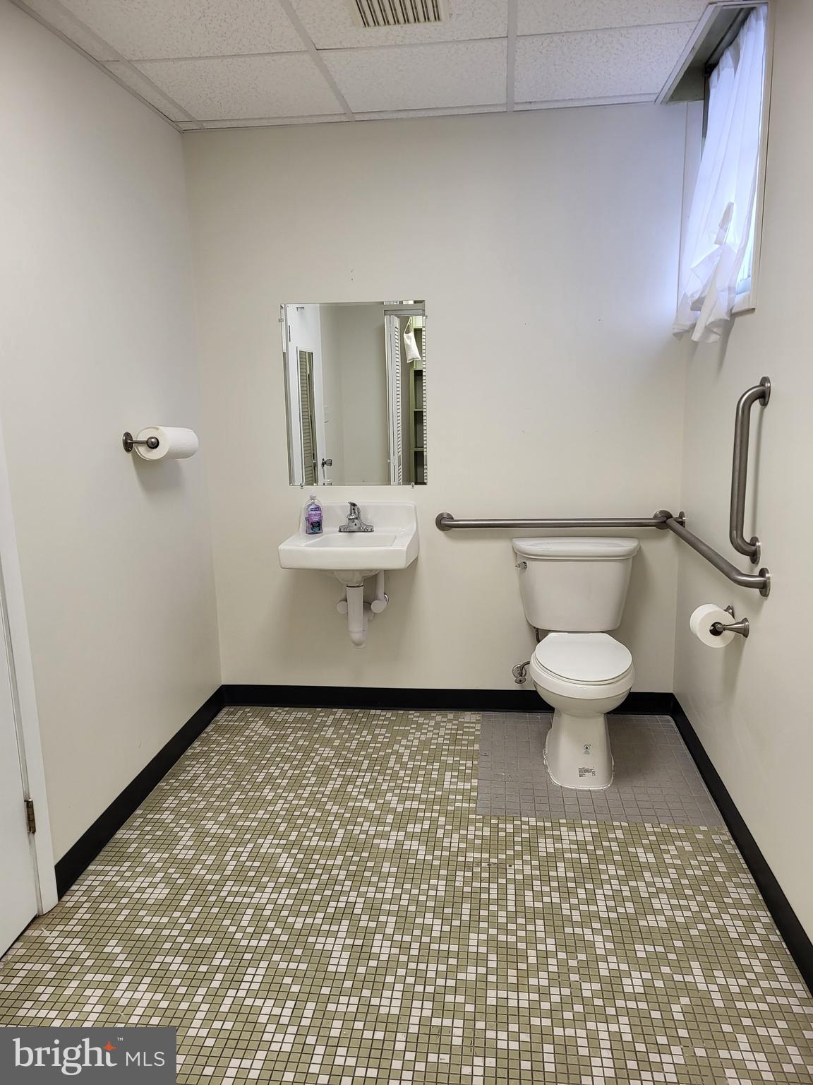 NONE AVAILABLE - Commercial Lease