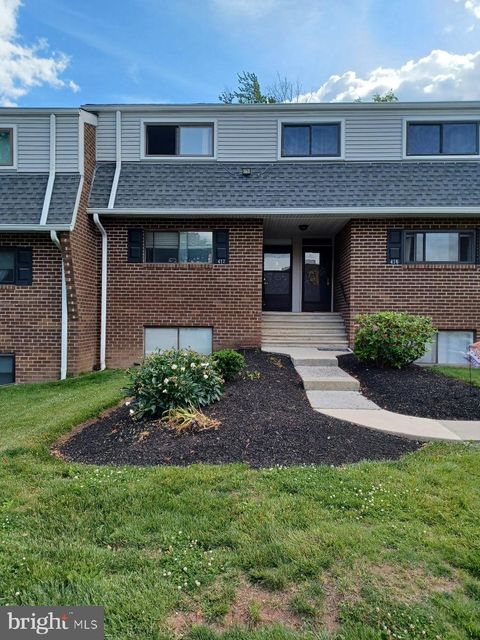Townhouse For Sale - 417 Stony Way #417<br/> NORRISTOWN, PA 19403