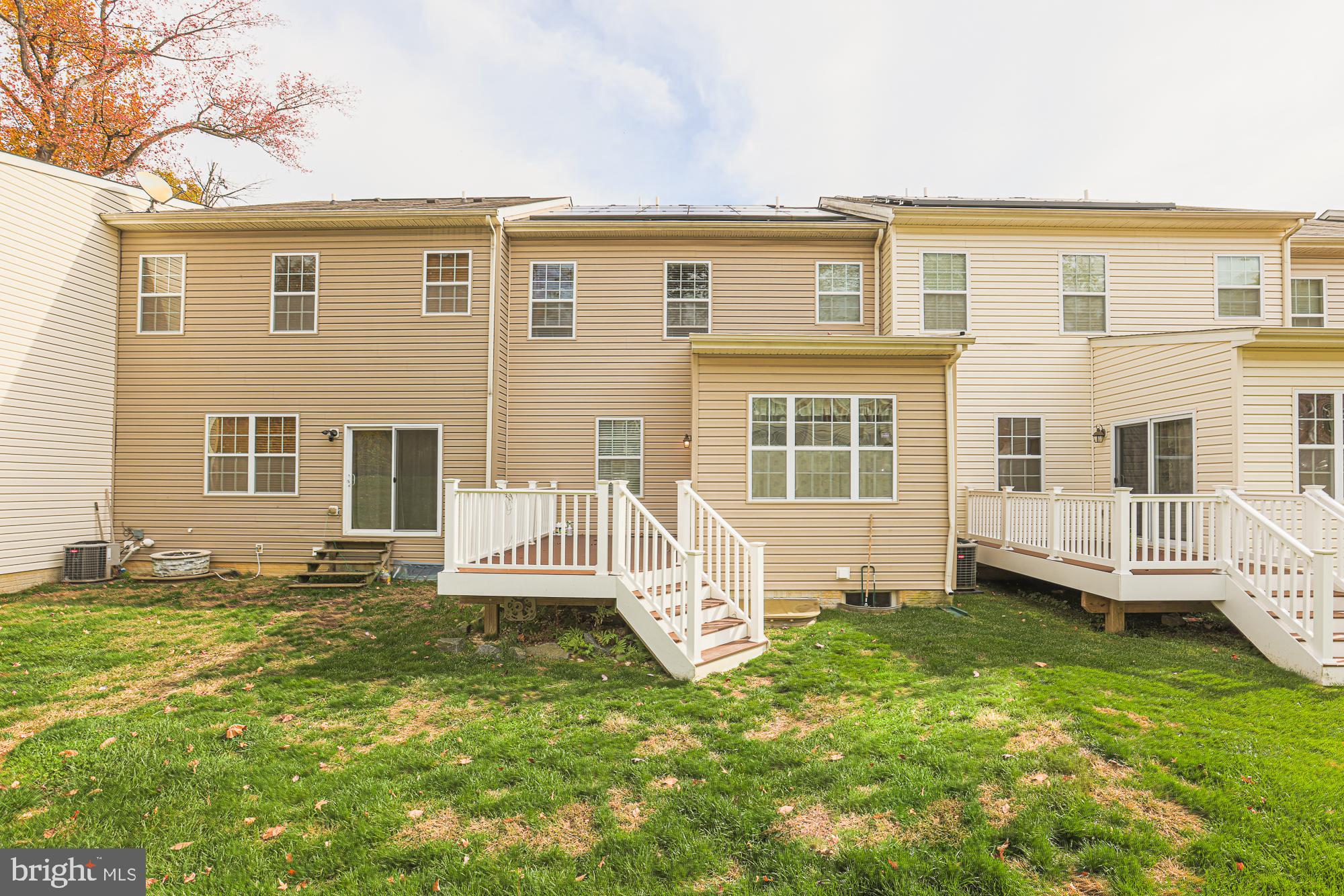 HOLLY WOODS - Residential