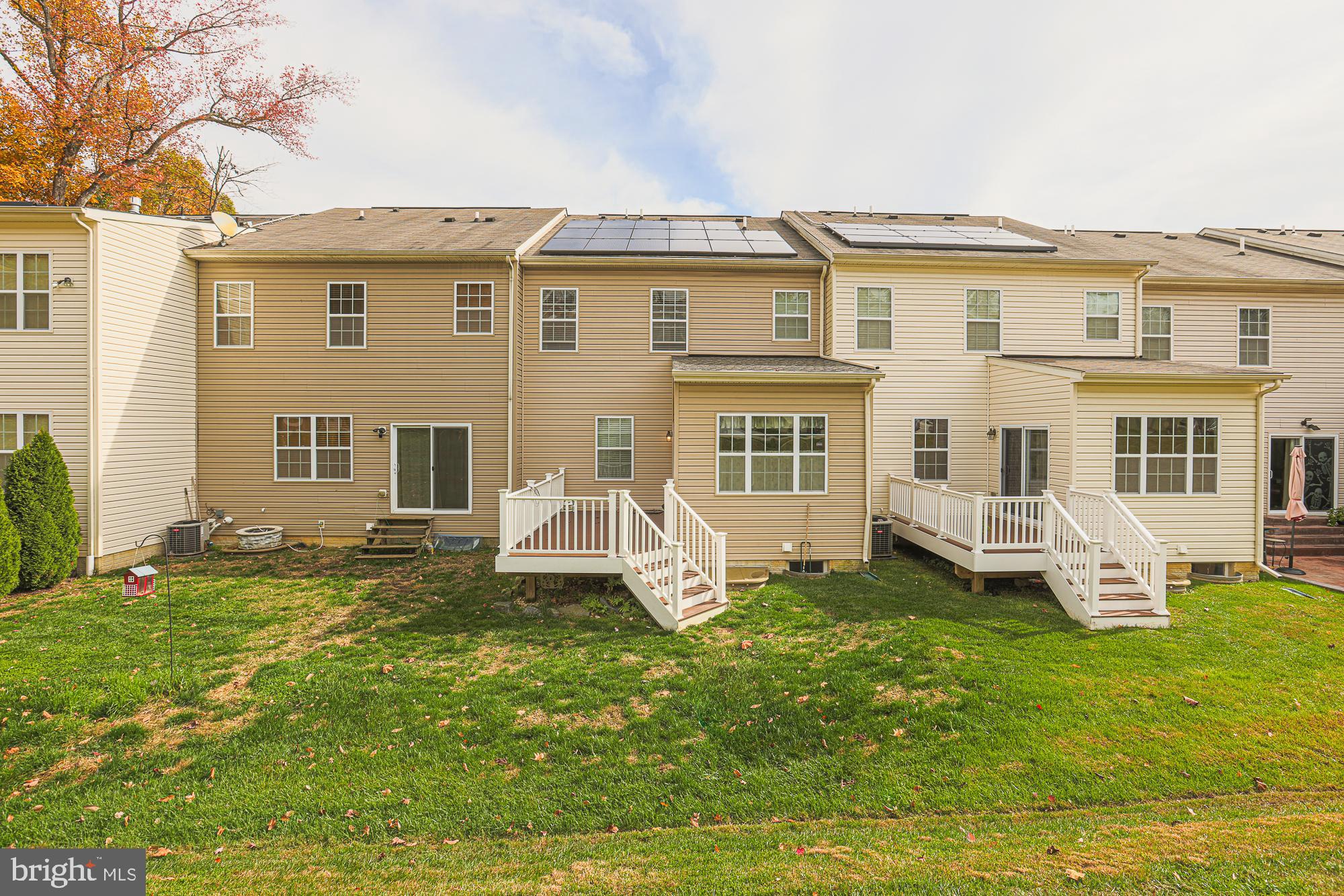 HOLLY WOODS - Residential