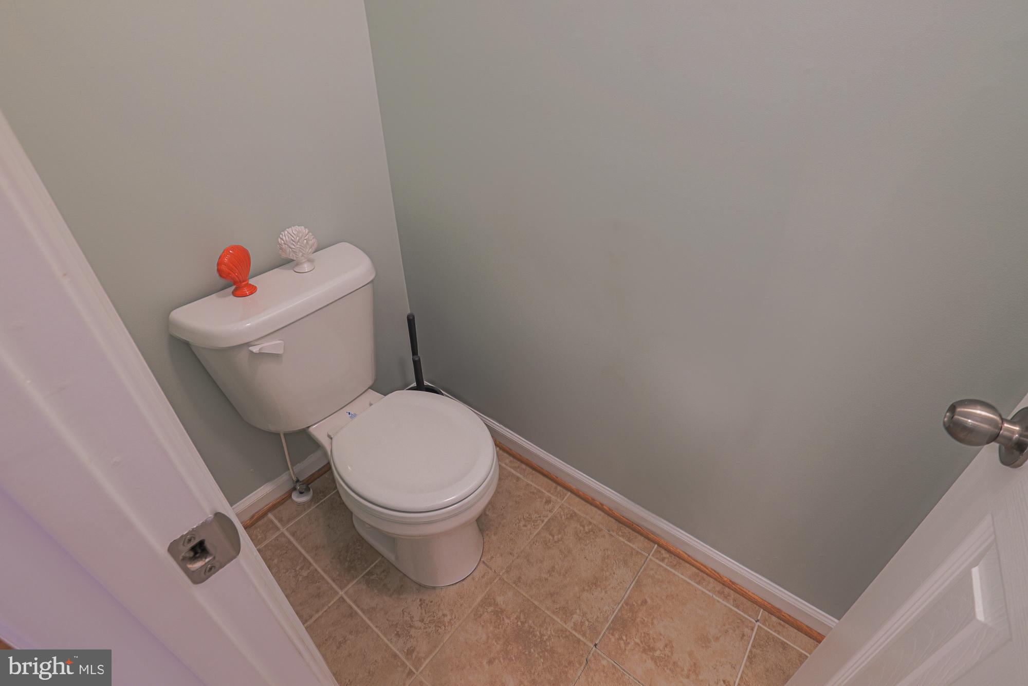 HOLLY WOODS - Residential