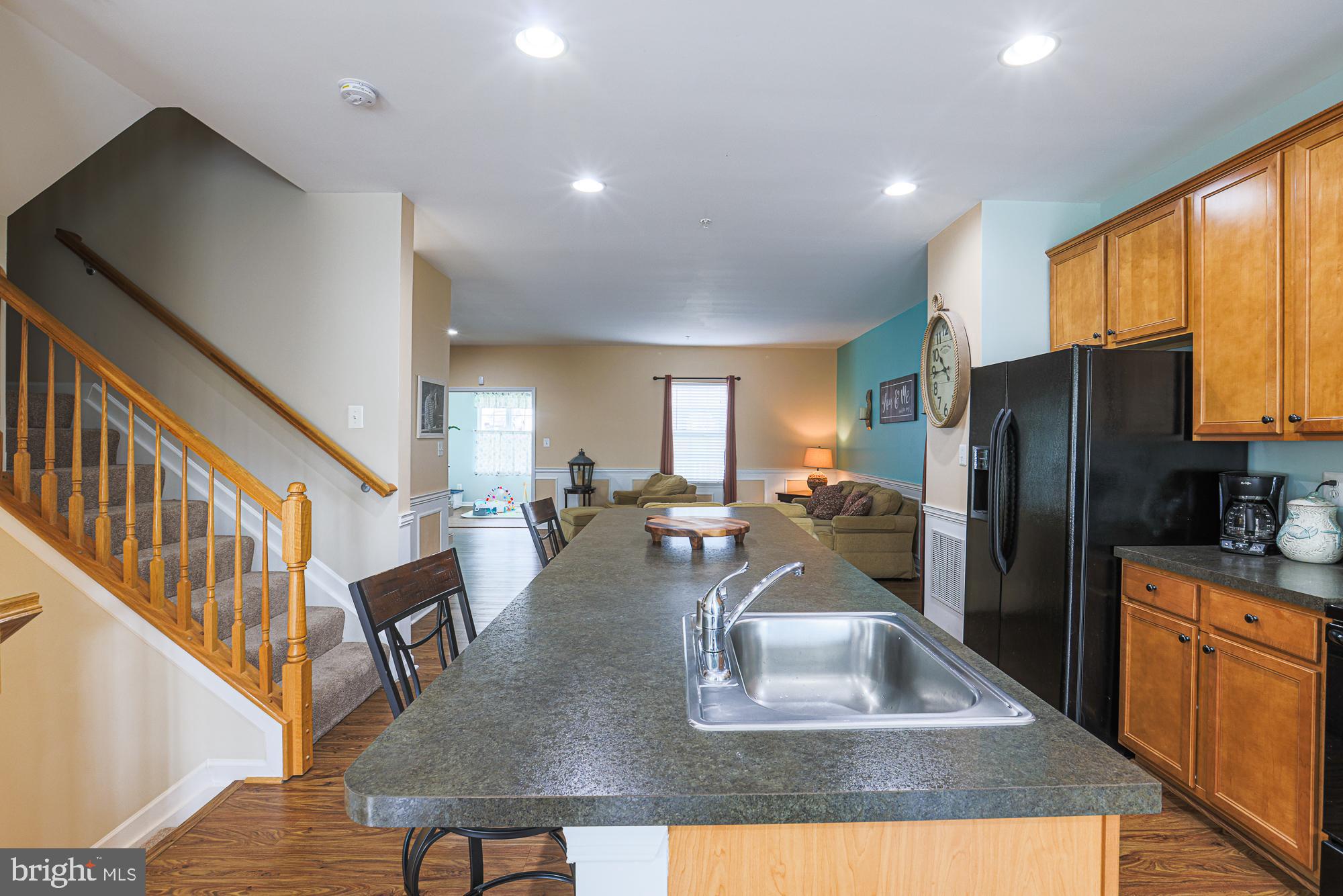 HOLLY WOODS - Residential