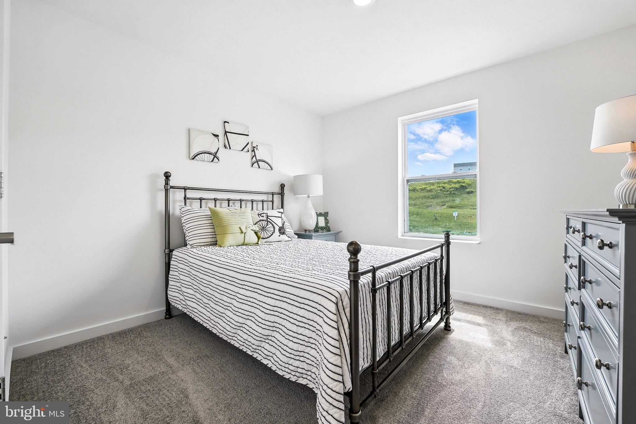 HUNTWELL WEST - Residential