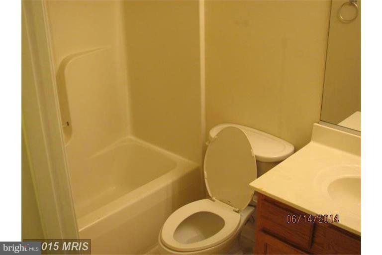 FALCON RIDGE - Residential Lease