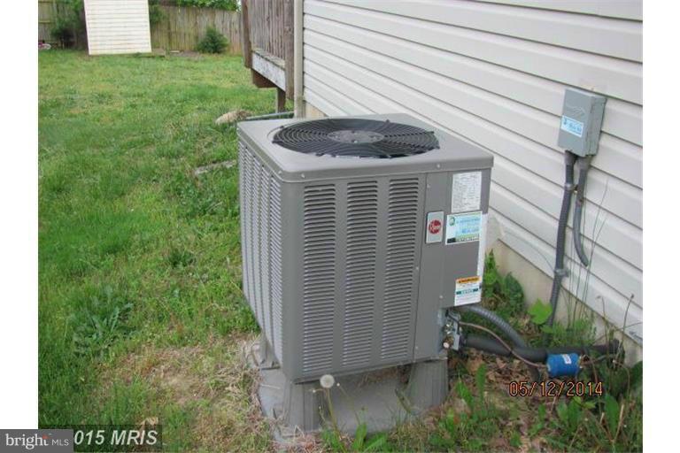 FALCON RIDGE - Residential Lease