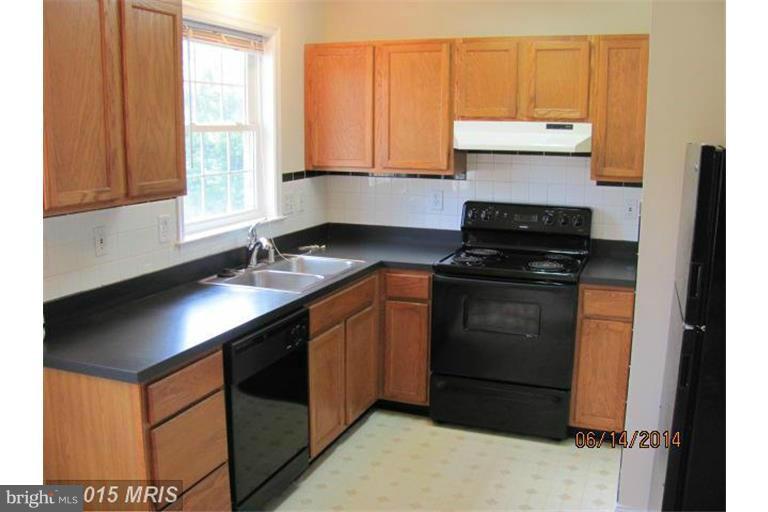 FALCON RIDGE - Residential Lease