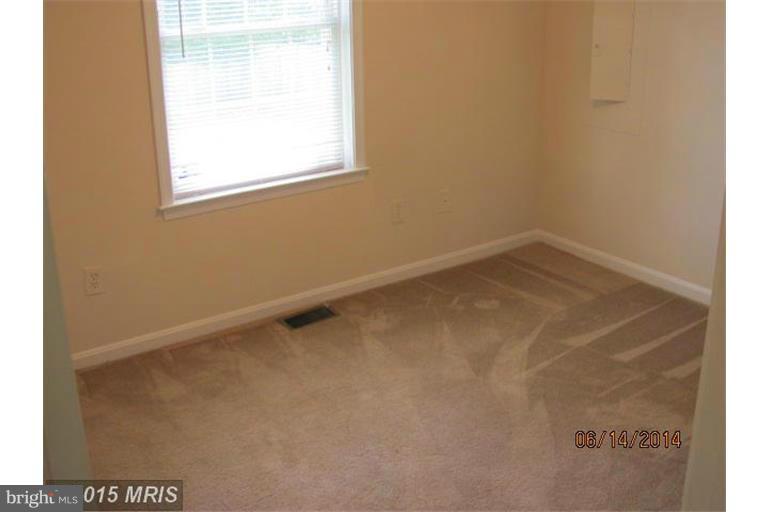 FALCON RIDGE - Residential Lease