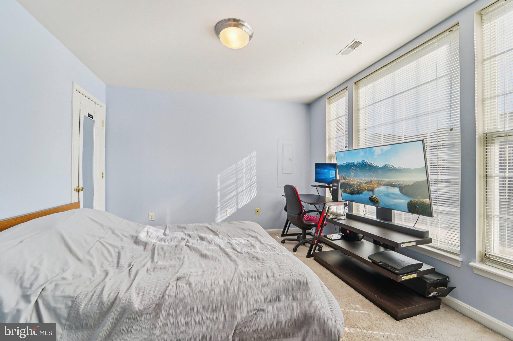 OVERLOOK - Residential