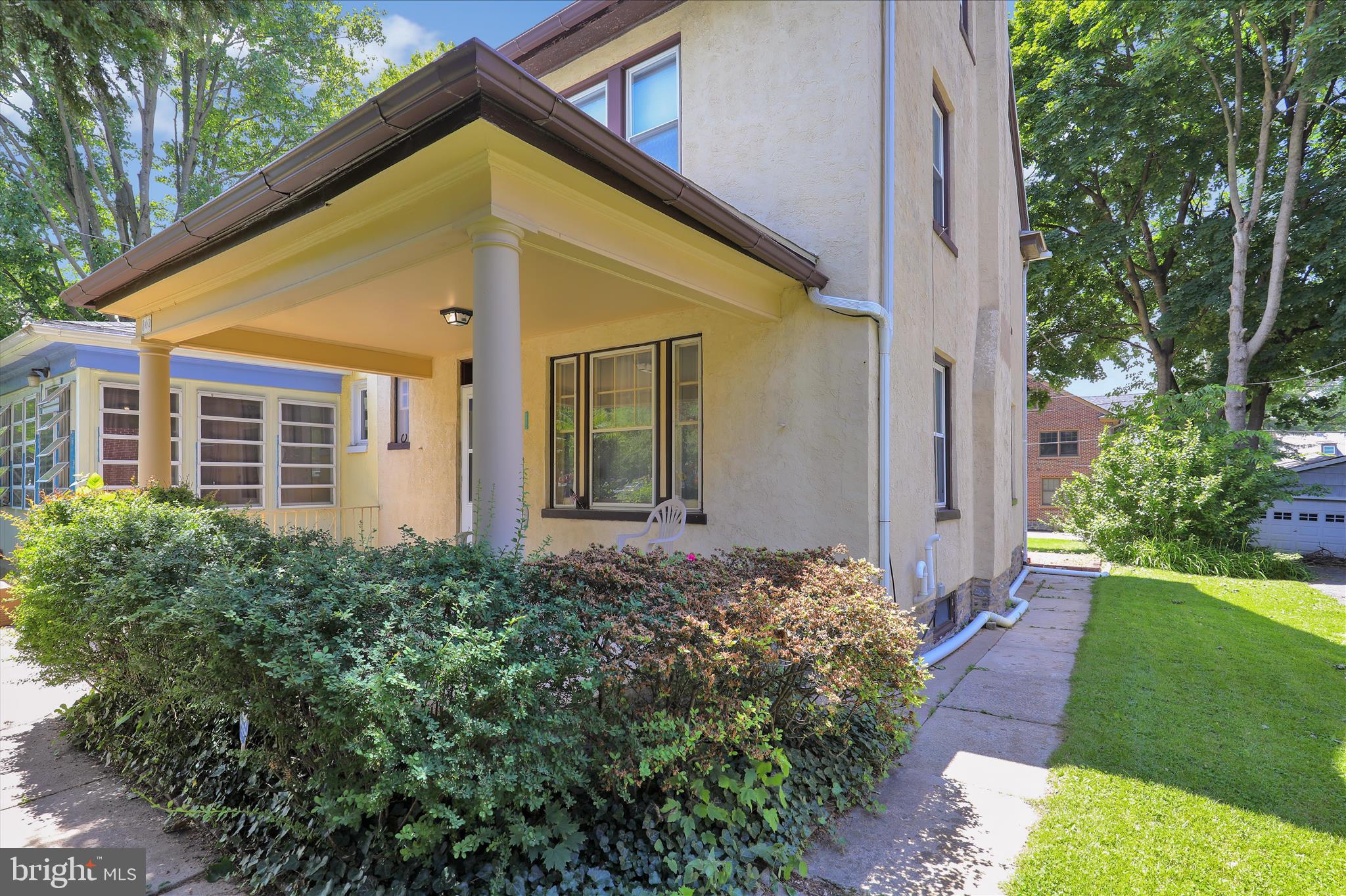 802 RACE AVENUE