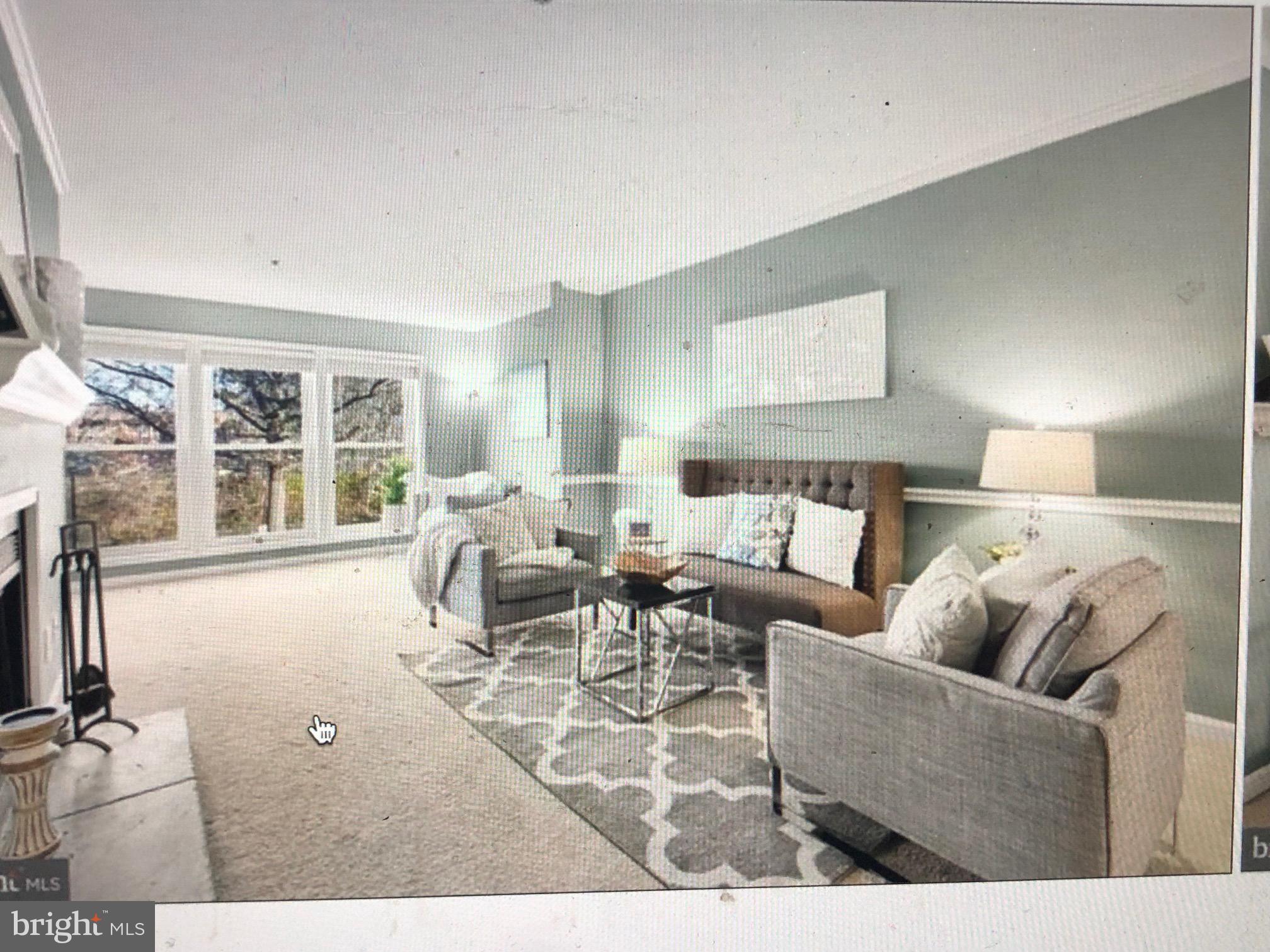 FOUR WINDS AT OAKTON - Residential Lease