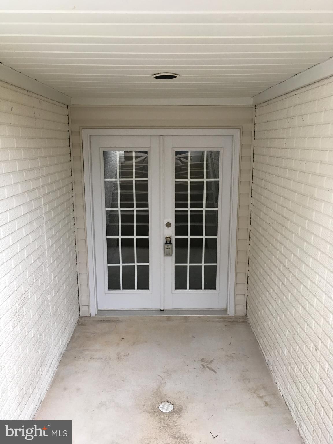 PELHAM'S CROSSING - Residential Lease