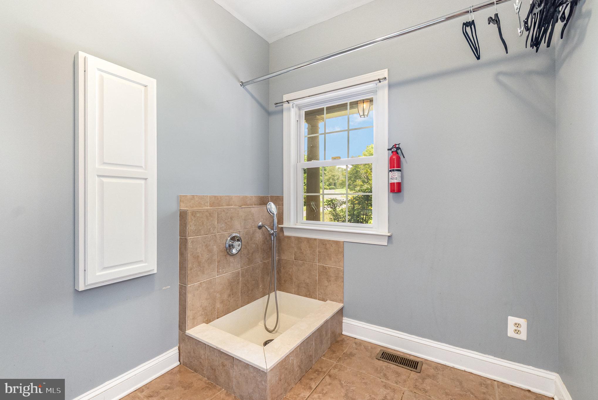 DOVE HILL ESTATES - Residential