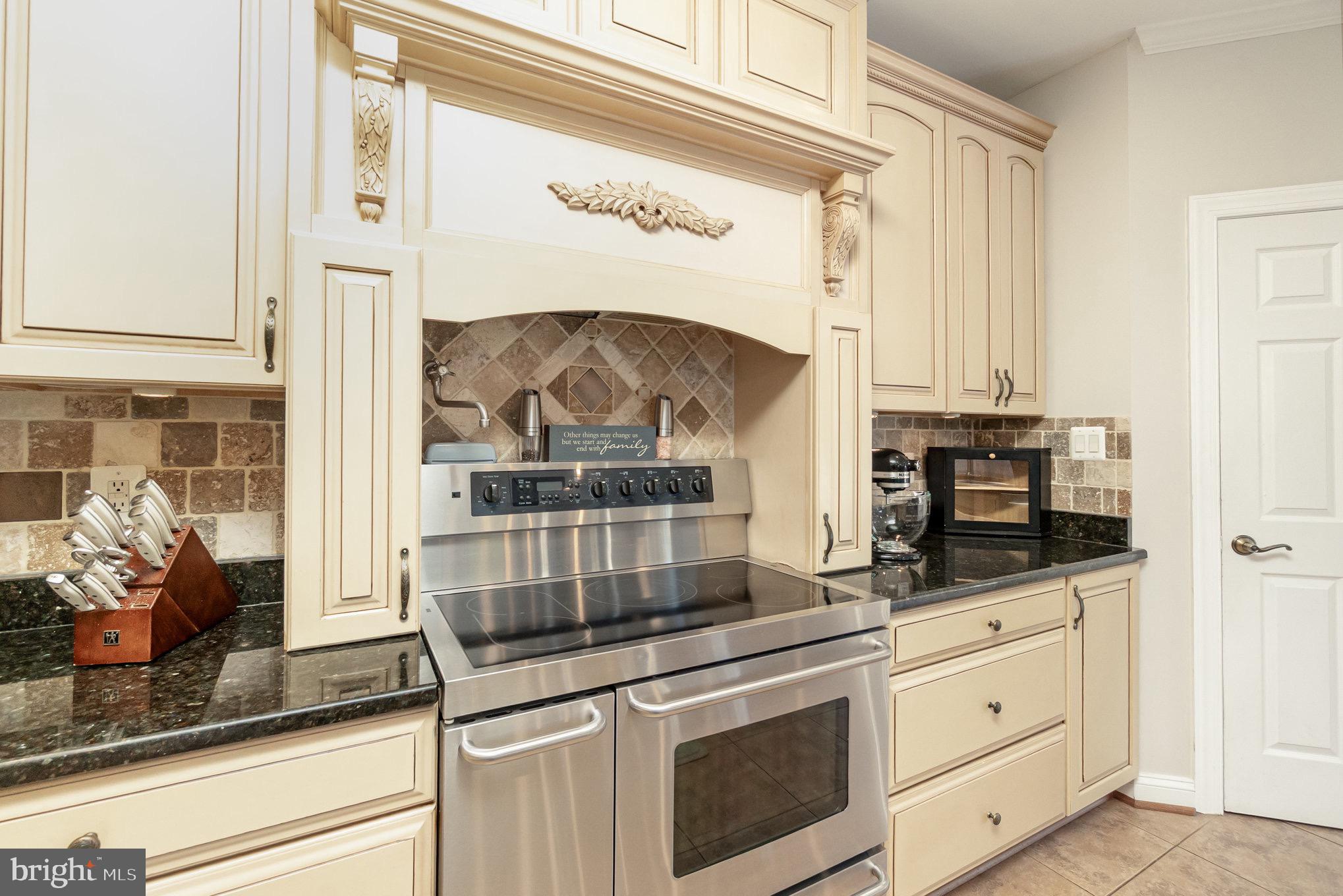 DOVE HILL ESTATES - Residential